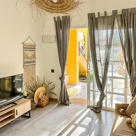 Апартаменты Casa Buenavida - Coqueto Apartamento Reformado, Piscina Y Terraza Маспаломас